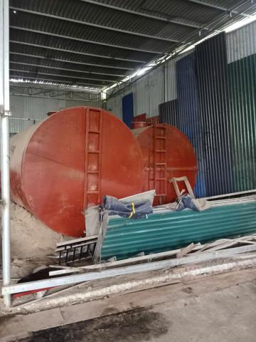 Bán 2 tec đựng dầu sx2024