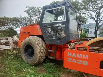 Bán xe lu hamm của Đức