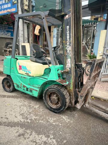 Bán xe nâng Hàng công ty thanh lý 2.5 tấn số sàn