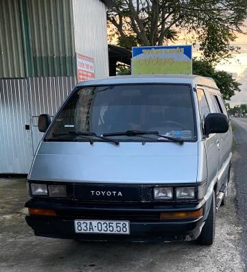 Bán xe Toyota 7 chỗ xe chạy nghiêm chỉnh máy móc ok chạy xa tốt