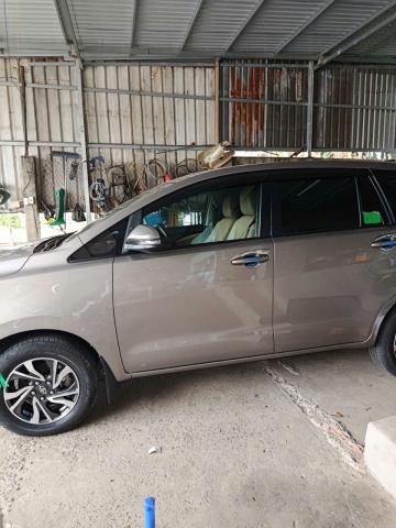 CẦN CHO CÔNG TY ,DOANH NGHIỆP THUÊ DÀI HẠN XE INNOVA E 2021 KÈM LÁI XE