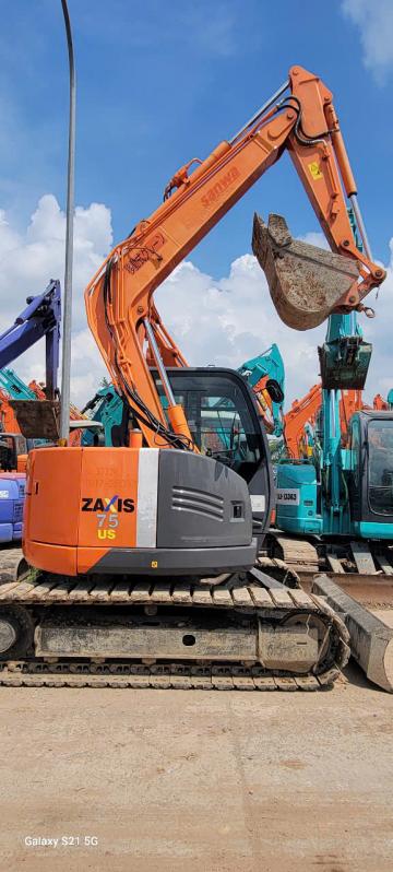 HITACHI ZX 75US-3 SẢN XUẤT. 2014