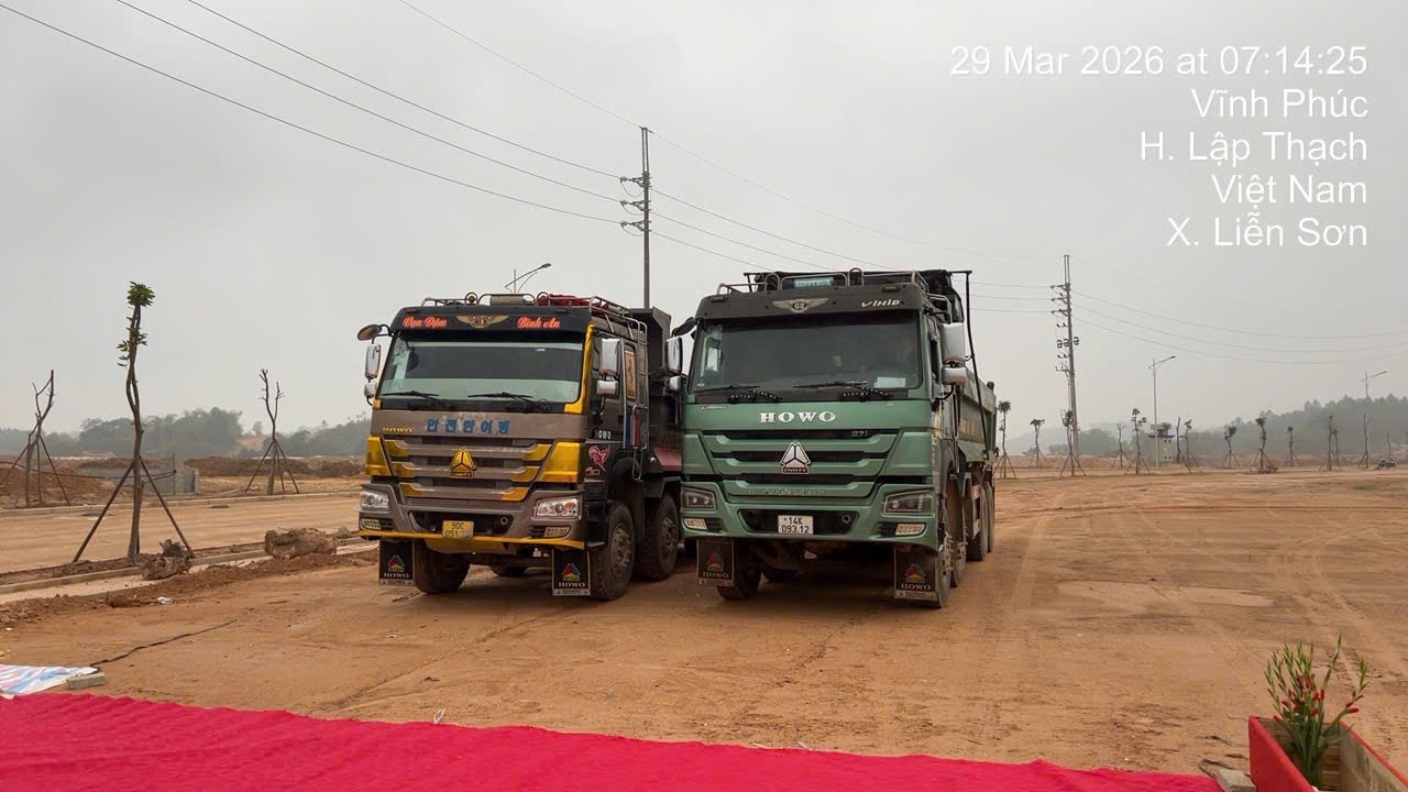 ban 2 xe howo sx2016