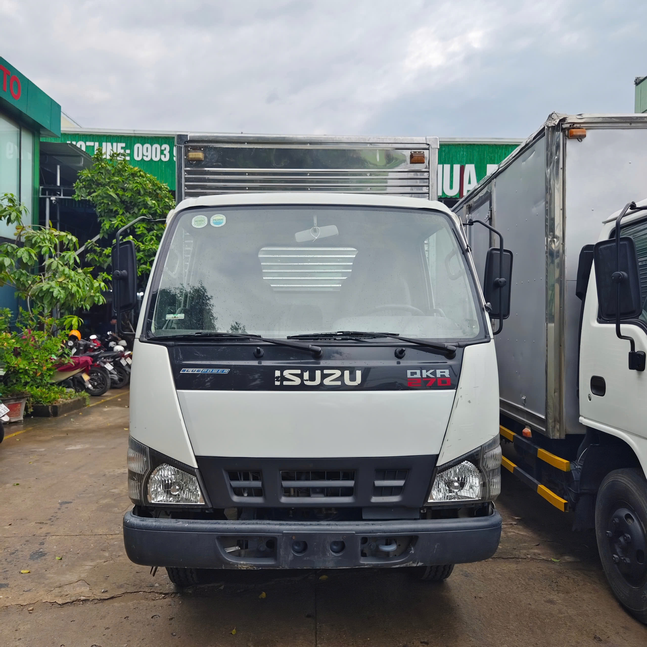 ban isuzu qkr kin 2019 1950kg 370tr 29h-238.78
