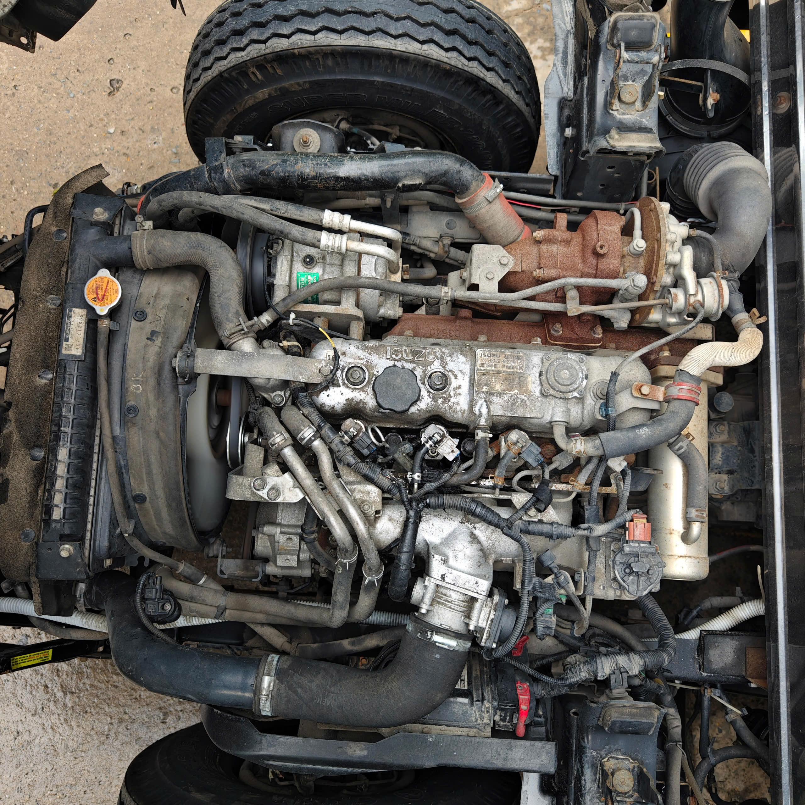 ban isuzu qkr kin 2019 1950kg 370tr 29h-238.78