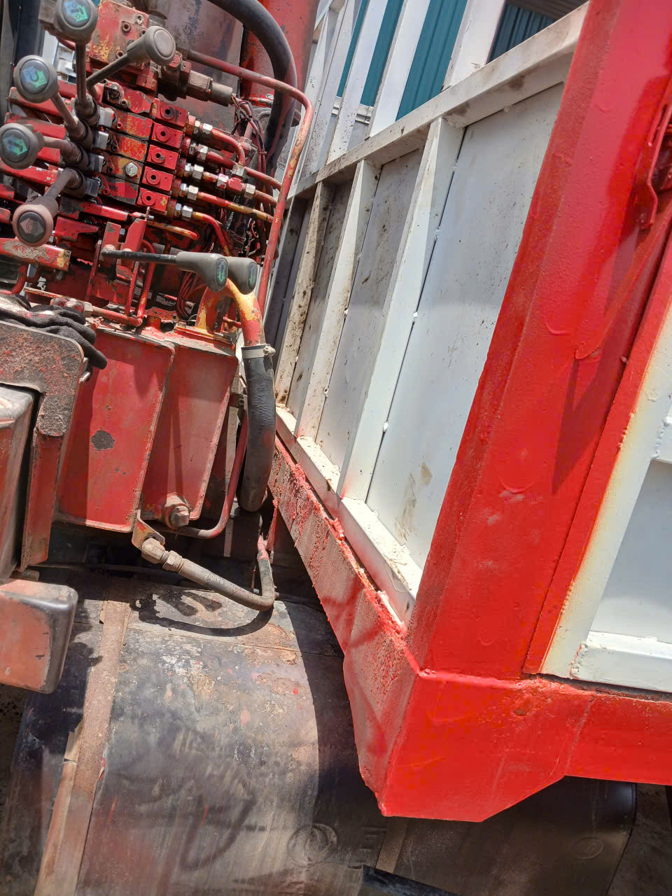 ban xe cau tmt sx2014 , cabin may zin, cac bac thien chi lh 0912521799 . xem xe tt thach ha - ha tinh