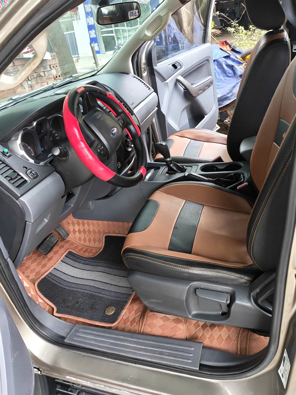 ban xe ford ranger sx2017