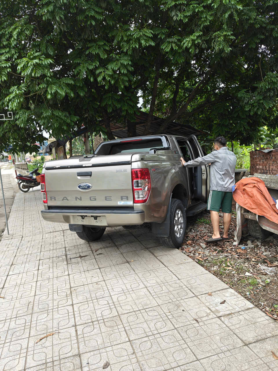 ban xe ford ranger sx2017