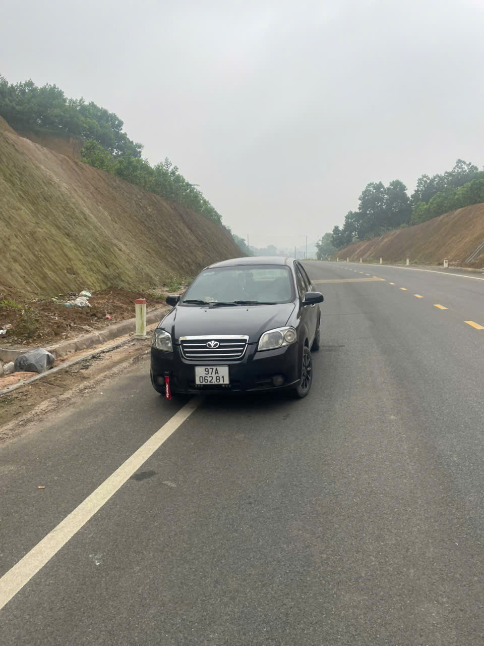 ban xe gentra den sx209 len phun do may ngon