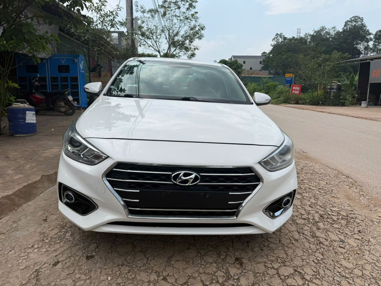 ban xe huyndai accent sx2019