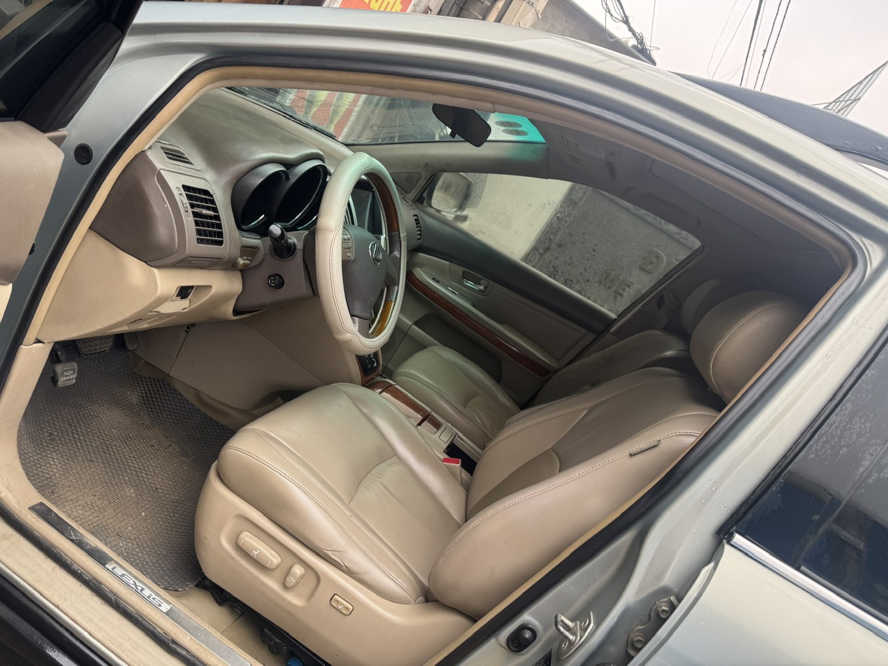 ban xe  lech su sx2007 , may so ngon , cac bac dung chan