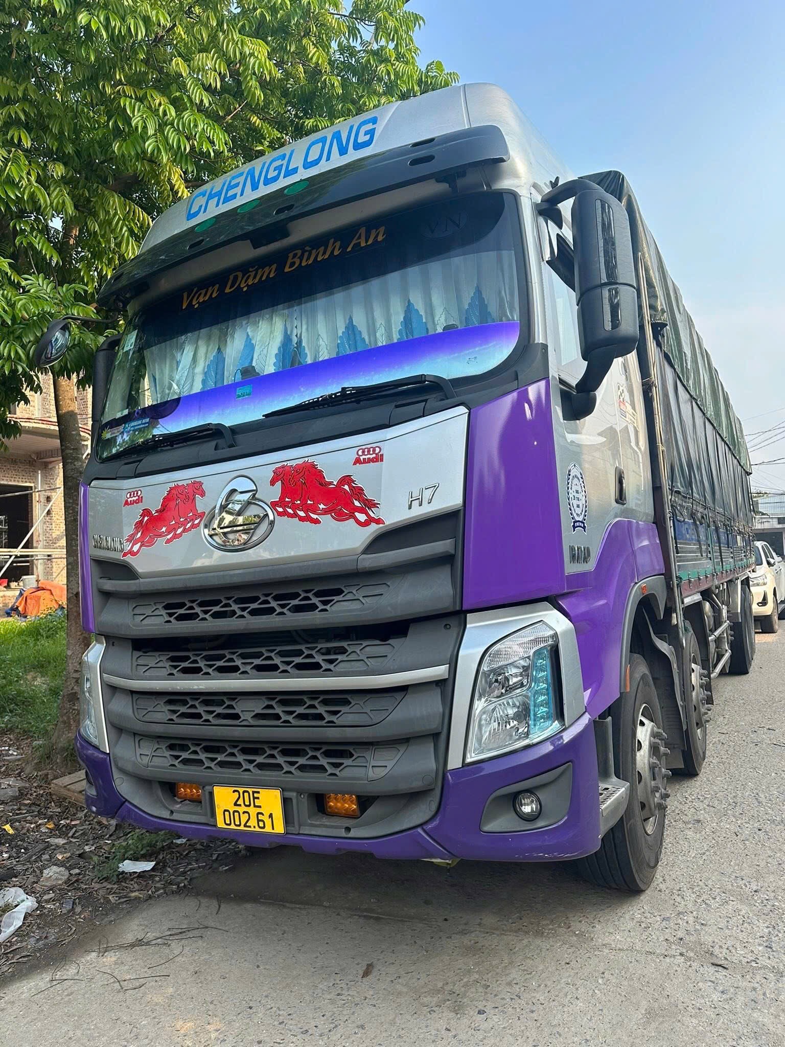 ban xe tai chenglong 5 chan sx2021