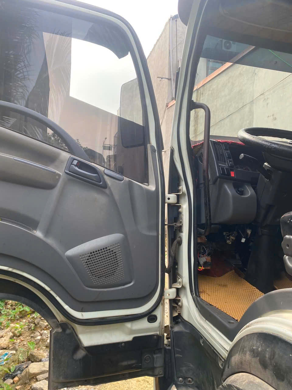 ban xe tai isuzu sx2015 , cabin may zin