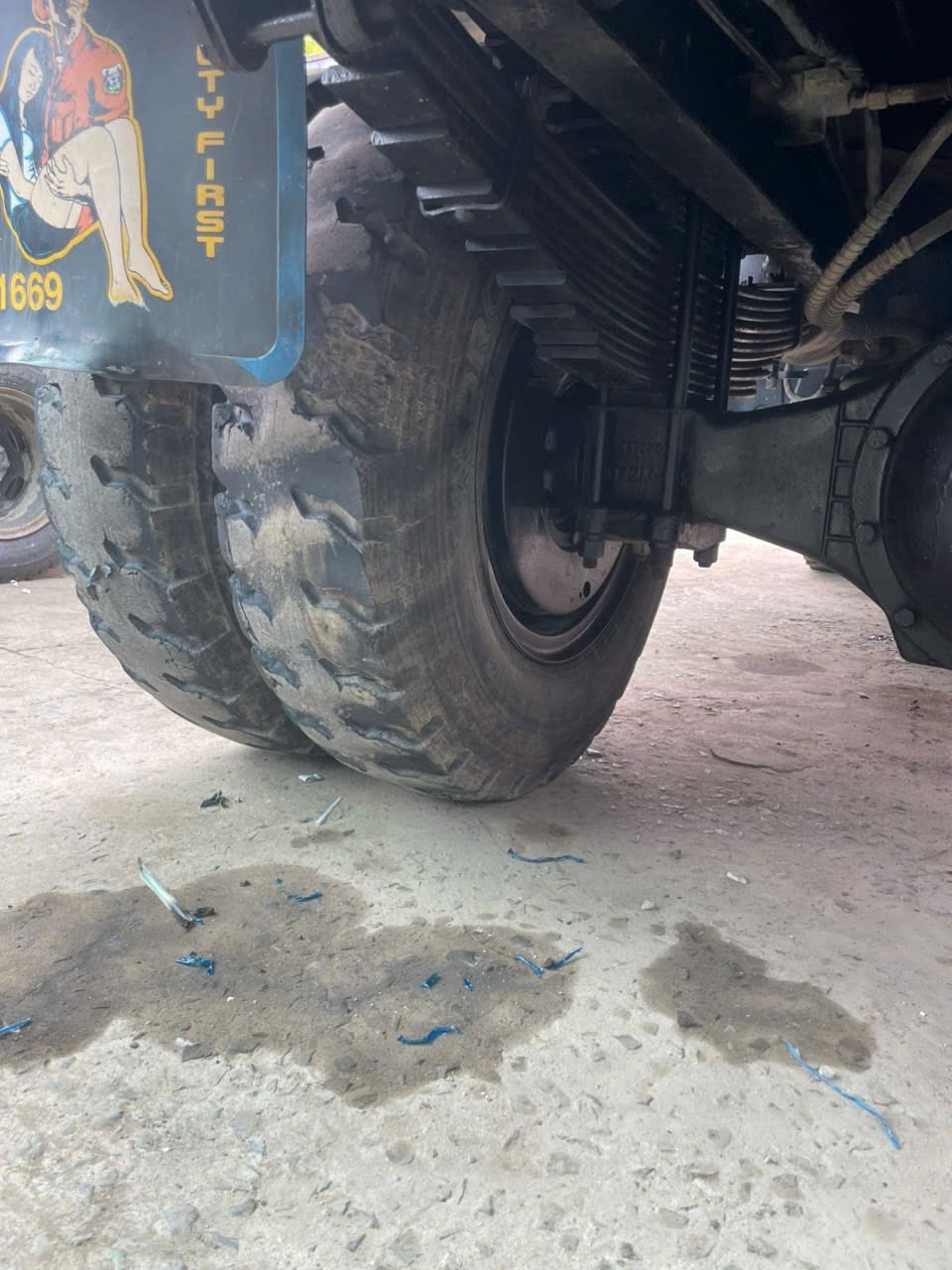 ban xe tai thaco 7.7t sx2015 luu hanh kham mo