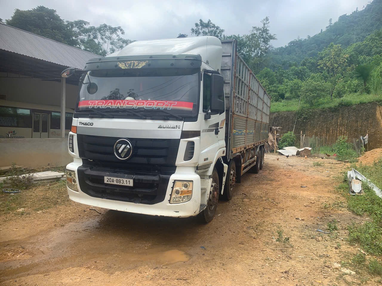 ban xe tai thaco auman sx2015