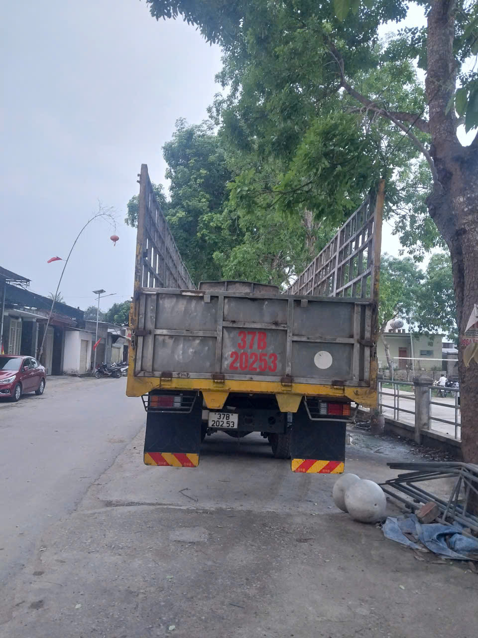 ban xe tai thung dongfeng sx2014