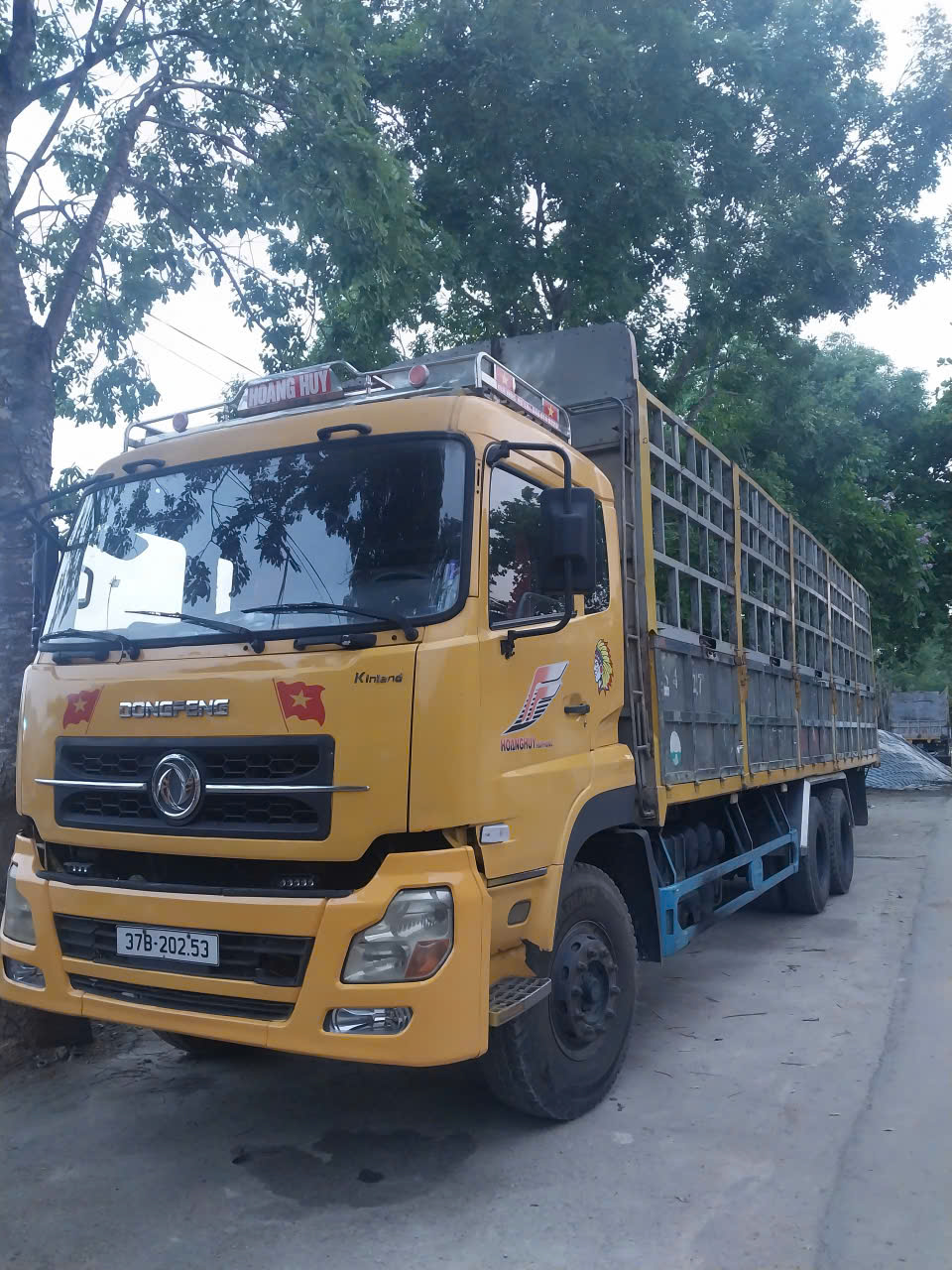 ban xe tai thung dongfeng sx2014