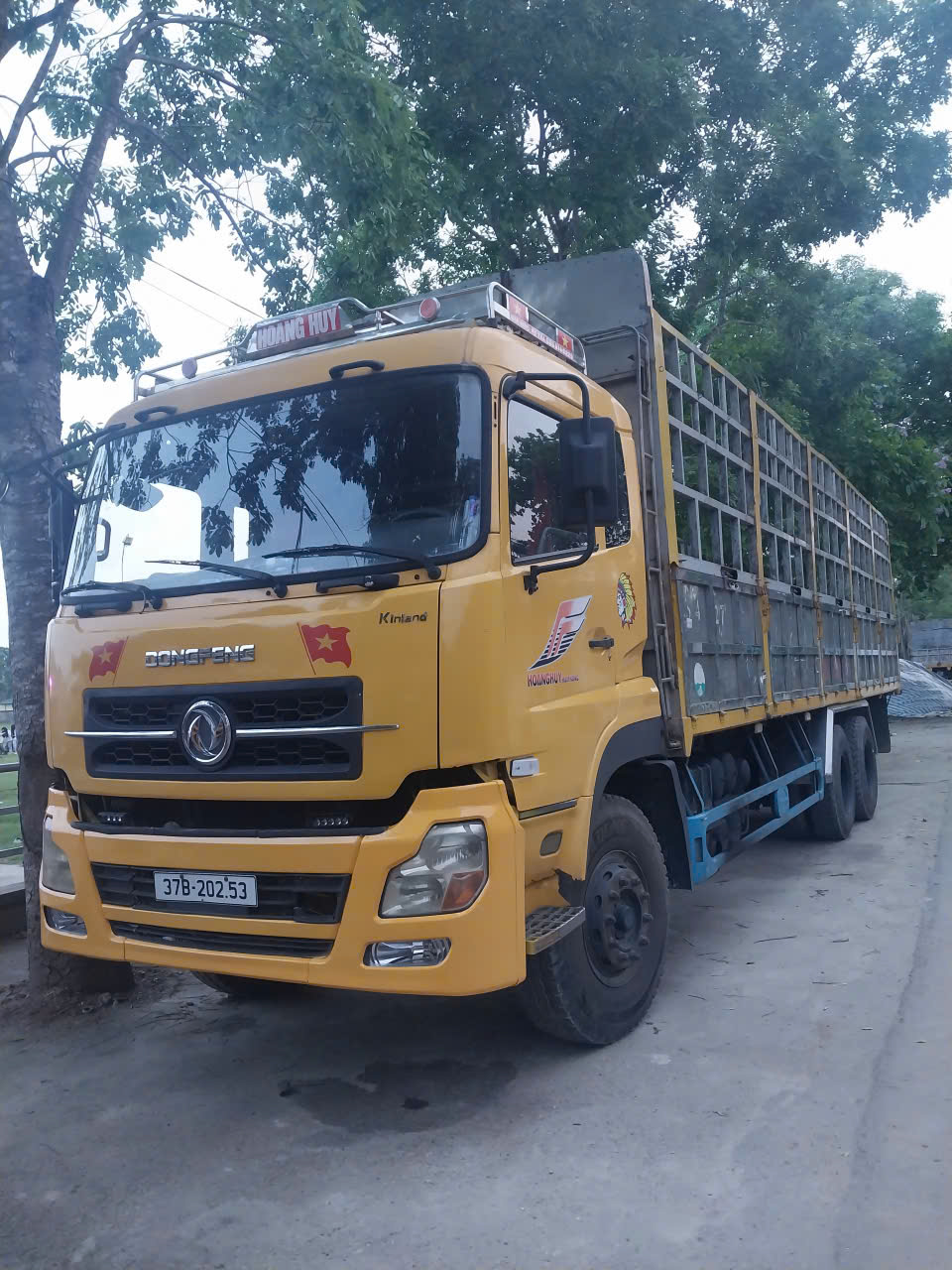 ban xe tai thung dongfeng sx2014