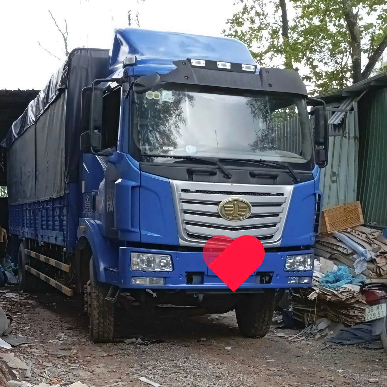 ban xe tai thung faw sx2017 , co mui