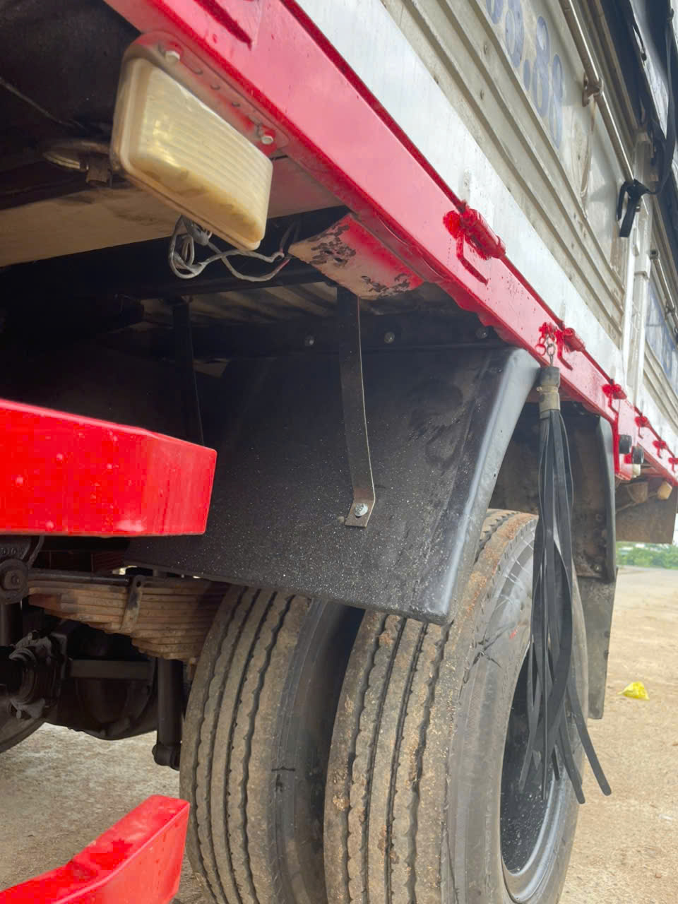 ban xe tai thung olin 700b doi 2015