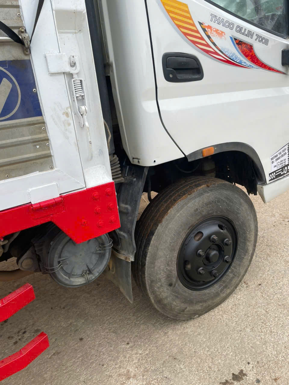 ban xe tai thung olin 700b doi 2015