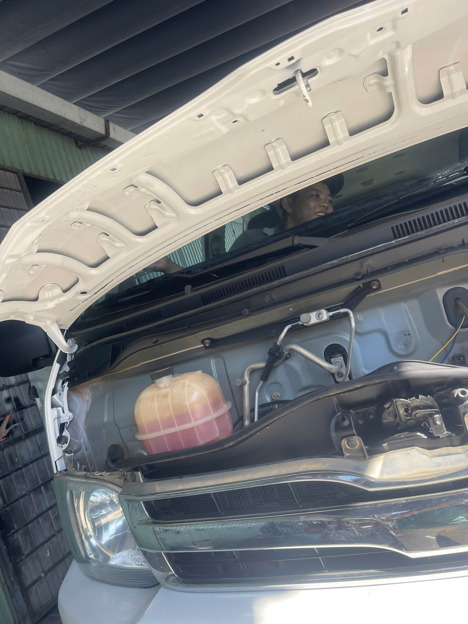 ban xe toyota hiace  toyota 16 cho sx2013