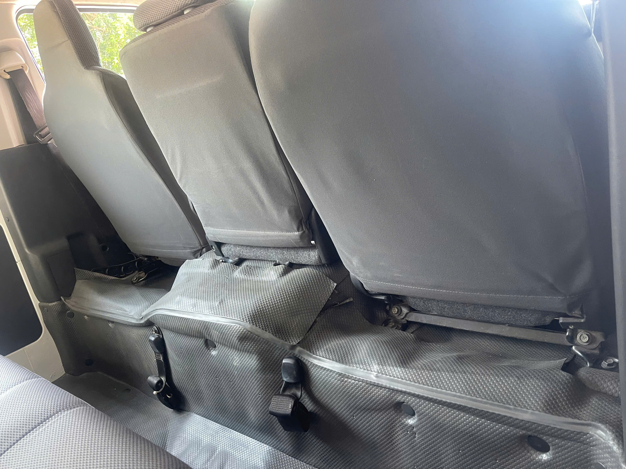 ban xe toyota hiace  toyota 16 cho sx2013