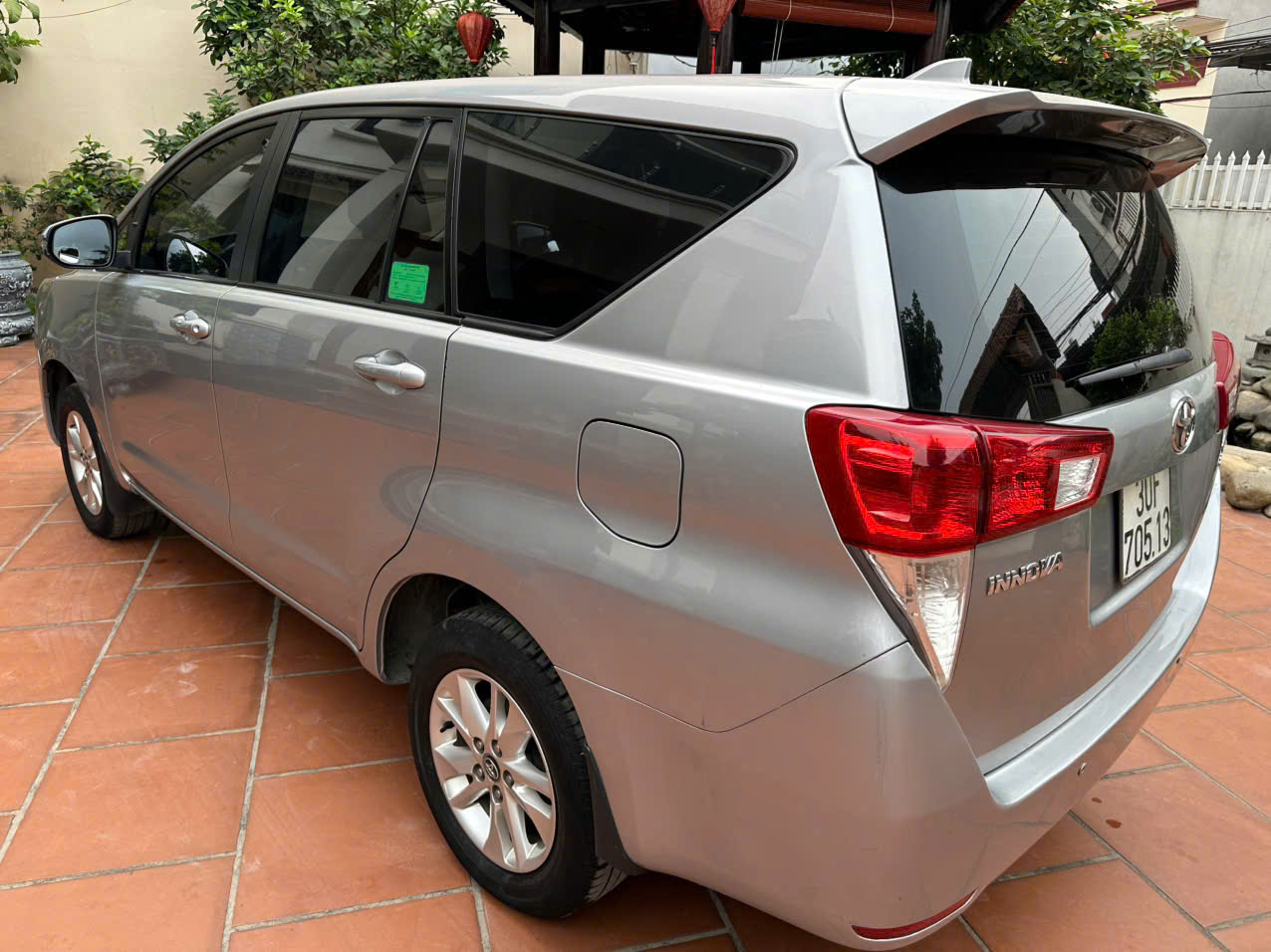 ban xe toyota inova doi 2019 ban e so san 7 cho