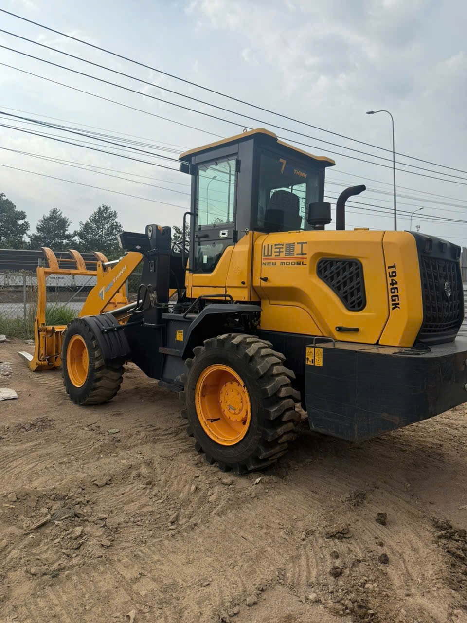 ban xe xuc lat syzg t946gk cong suat 85kw