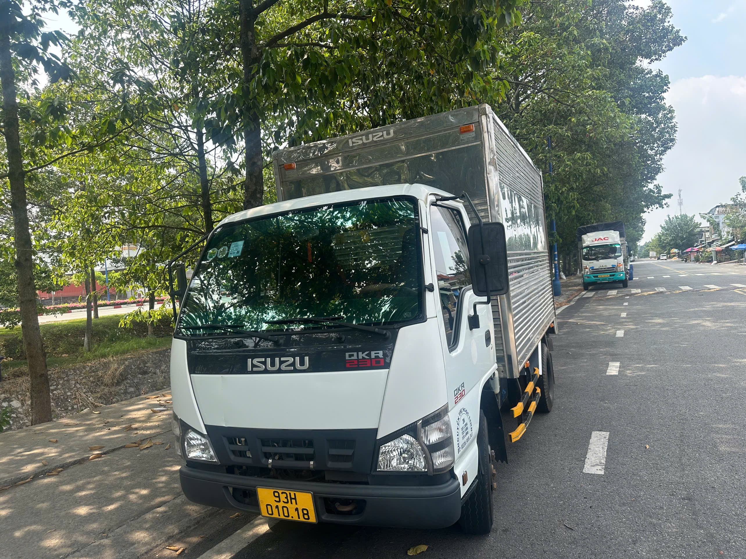 can ban isuzu san xuat 2021