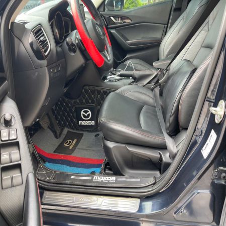 can  ban mazda 3 hatchback 1.5 – mau xanh dep