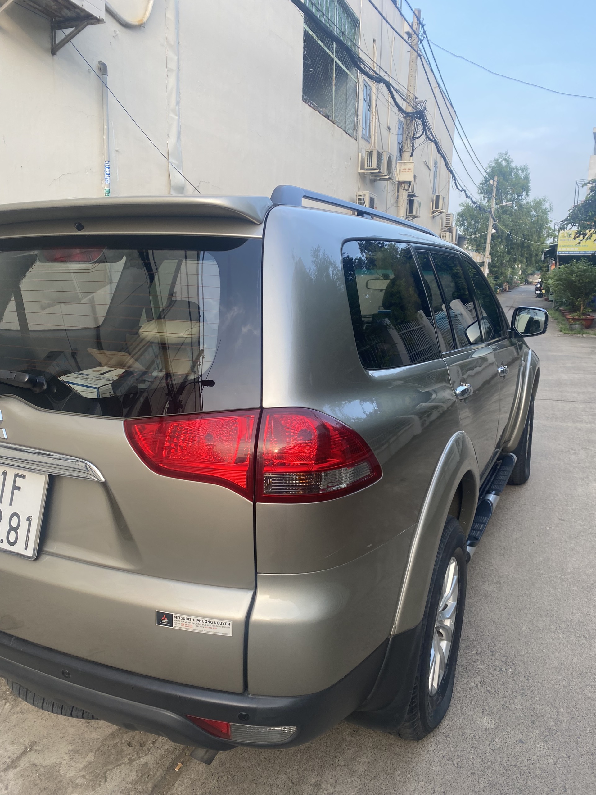 can ban mitsubishi pajero sport  2016 may dau so san