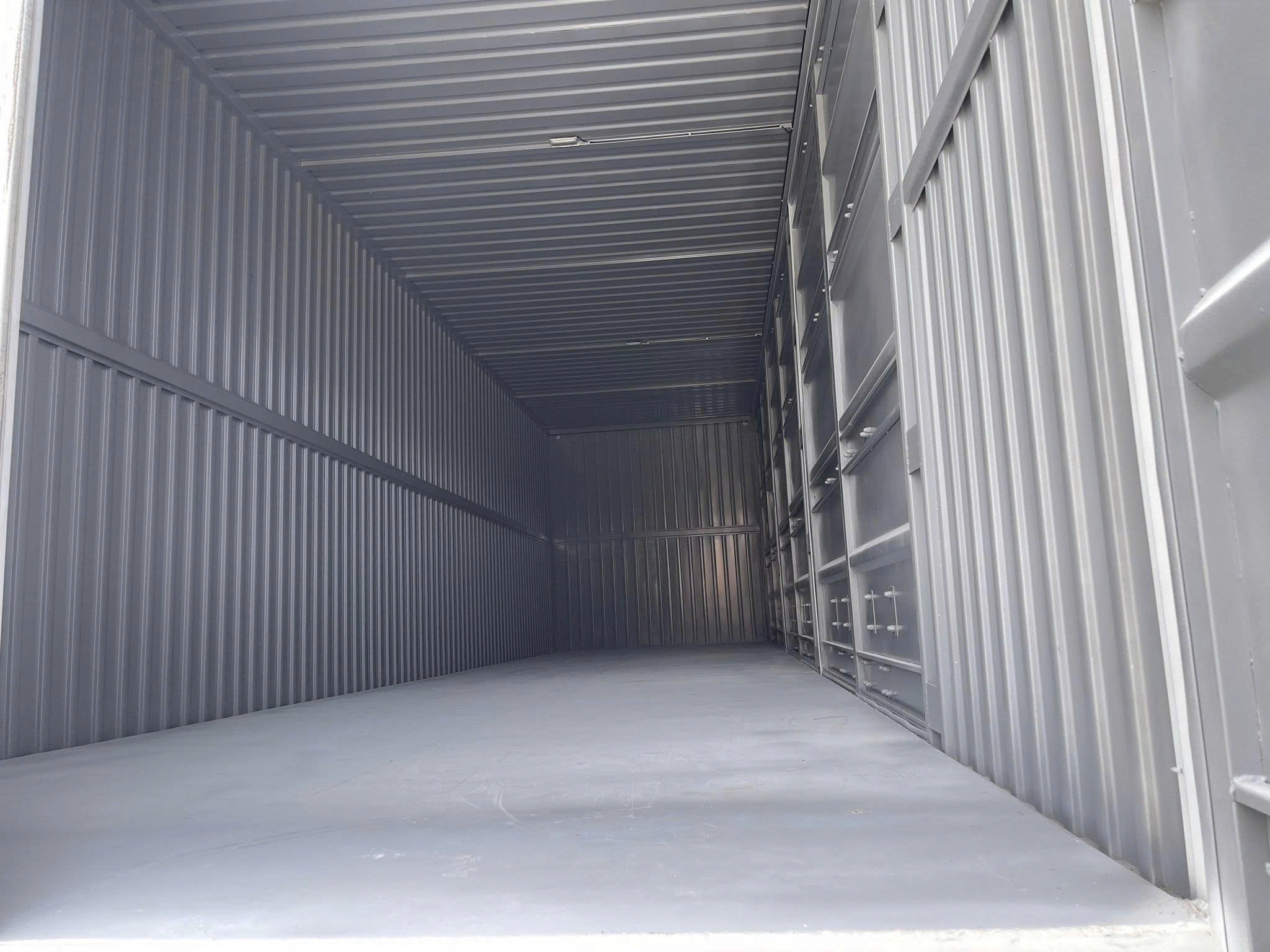 can ban tai thung kin 8.3m, tai 8 tan, tong tai 16 tan