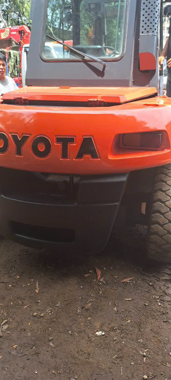 can ban xe nang toyota 7 tan