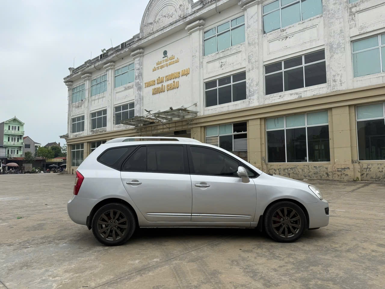 caren sx 2011 at hang zi dep cang gia 215tr