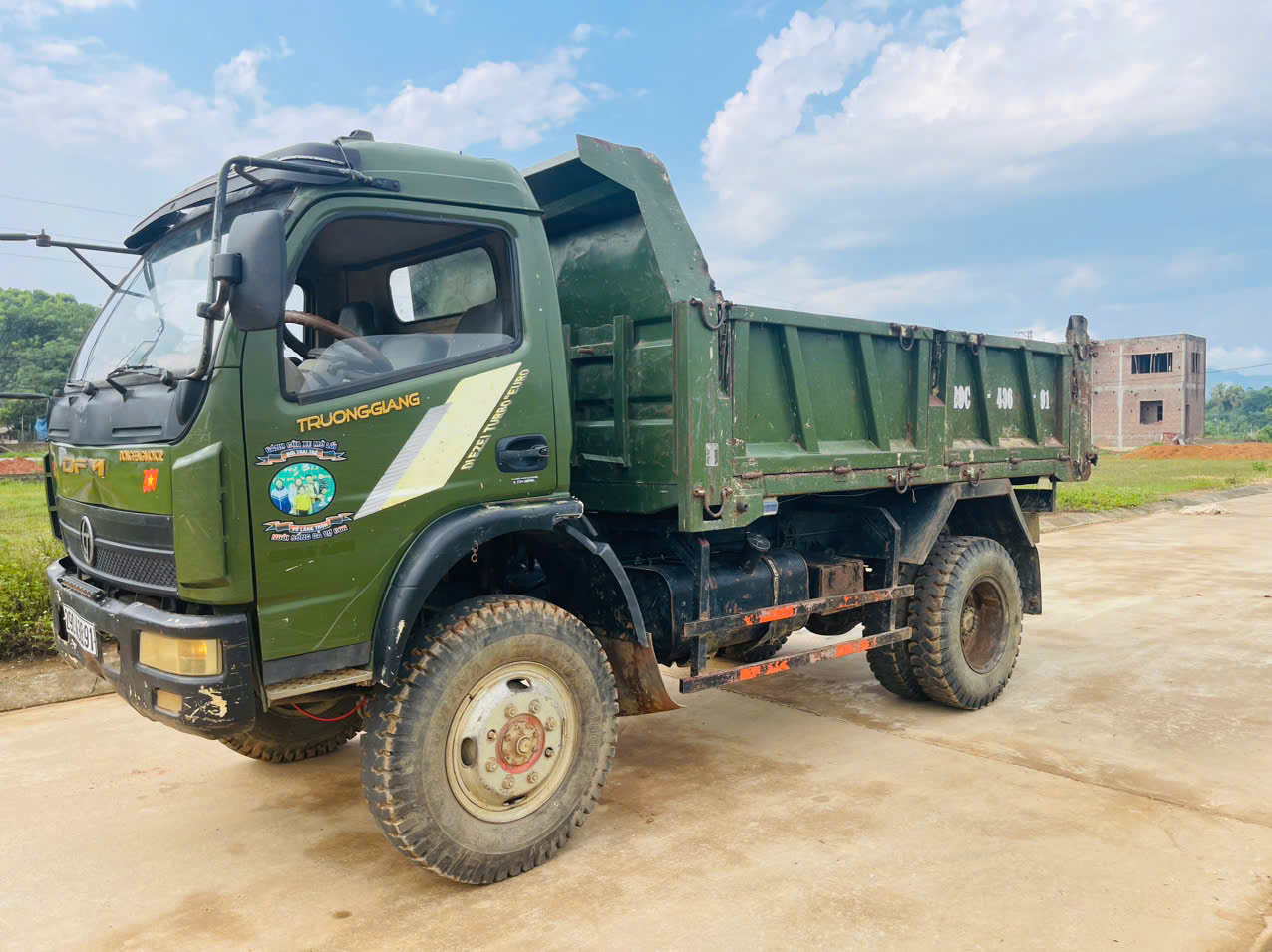 can ban xe truong giang 5t 2 cau sx 2010 xe dep