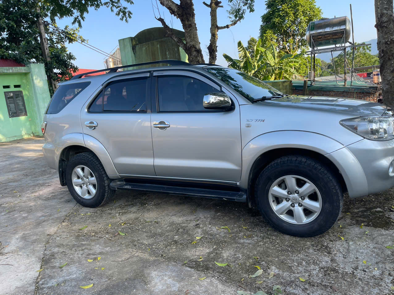 chinh ten chinh chu can ban xe fortuner v sx 2010