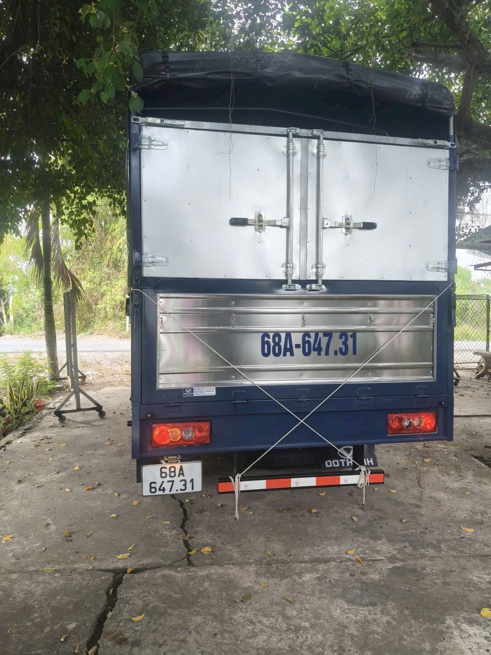 cho thue xe tai doi moi 3,5 tan – thung dai 4,3m