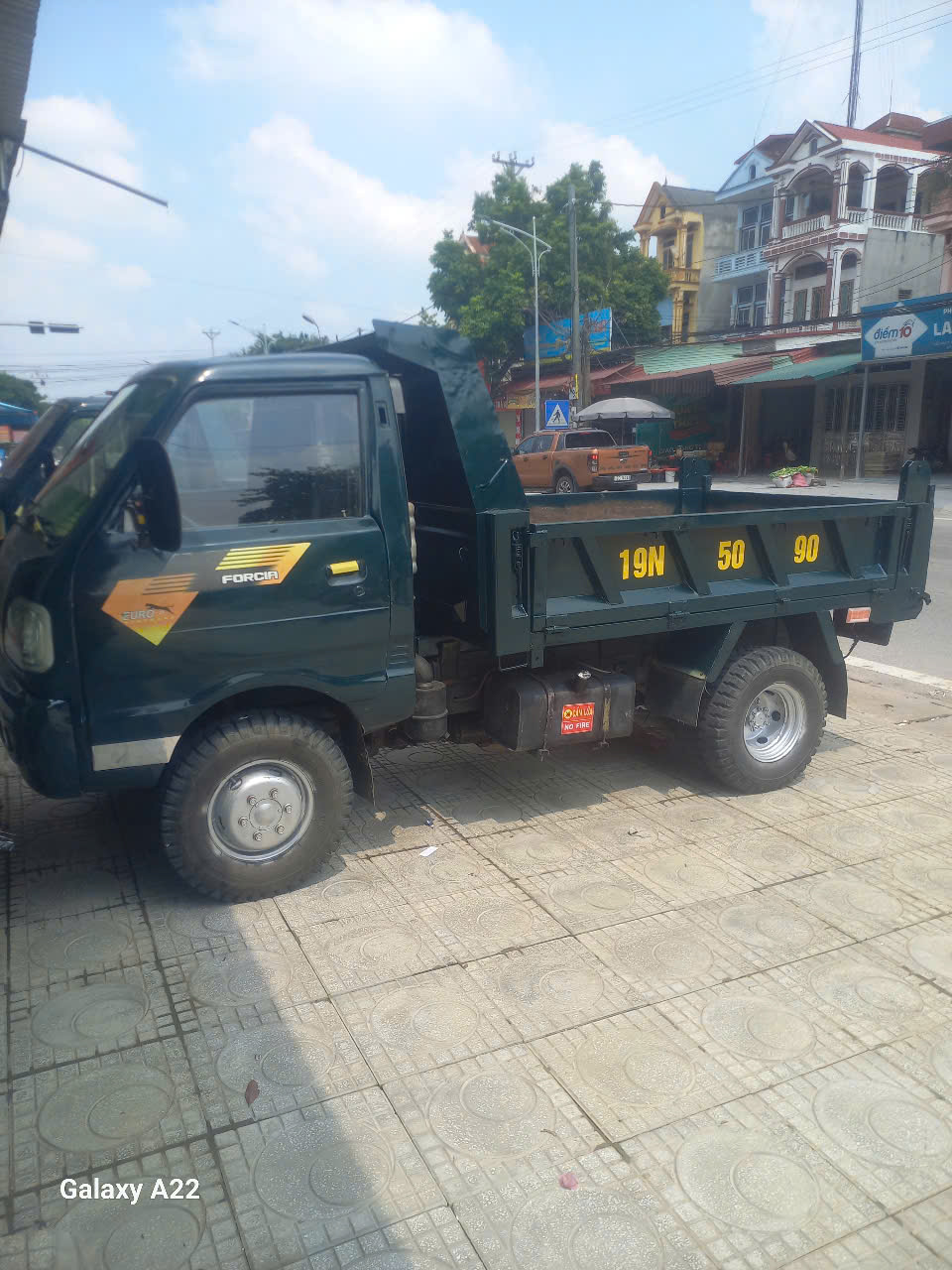dk 210 kham moi tinh xe da len tro luc lai lop moi ca dai
