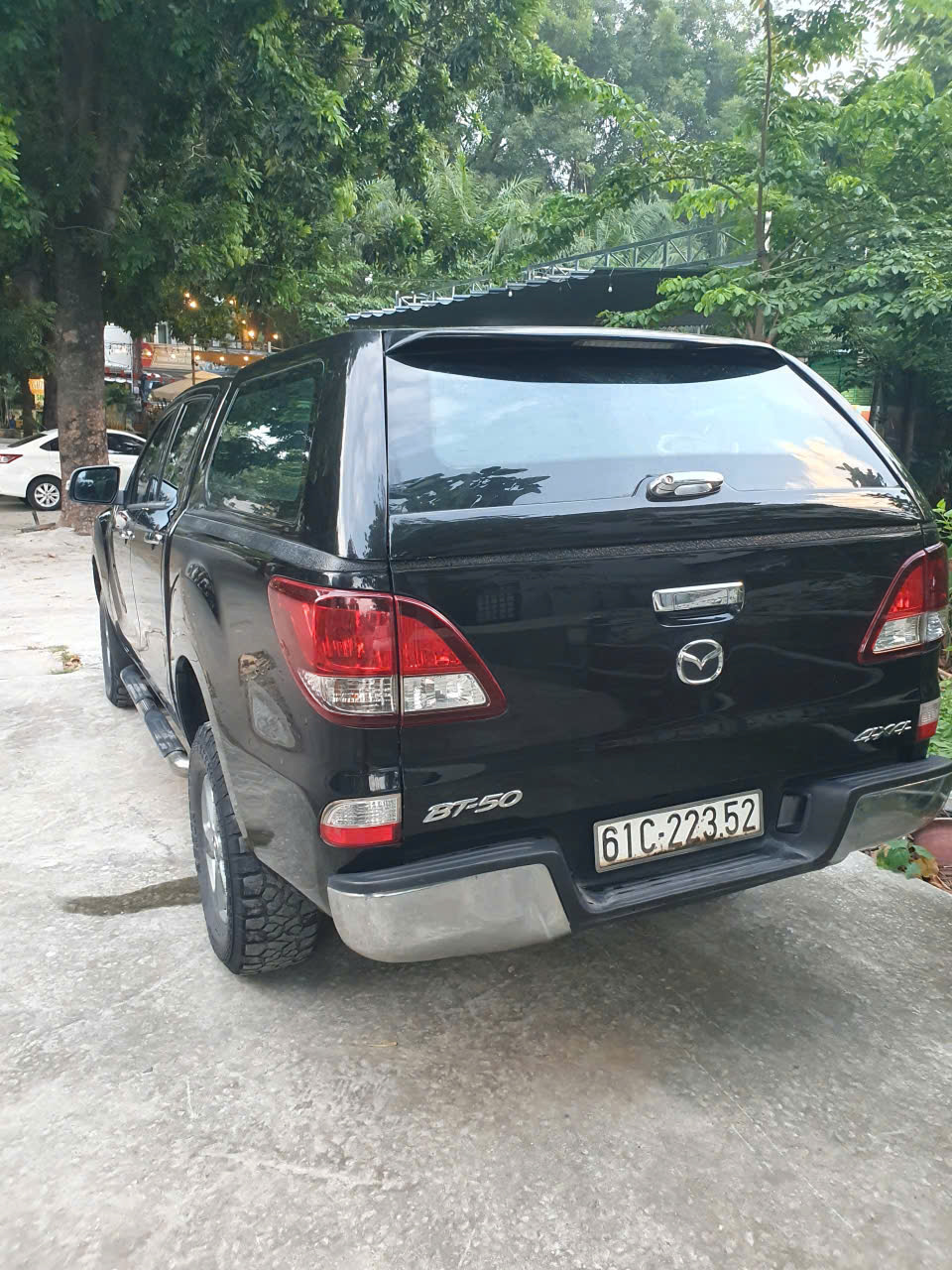 gia dinh ban xe mazda bt50 sx2016