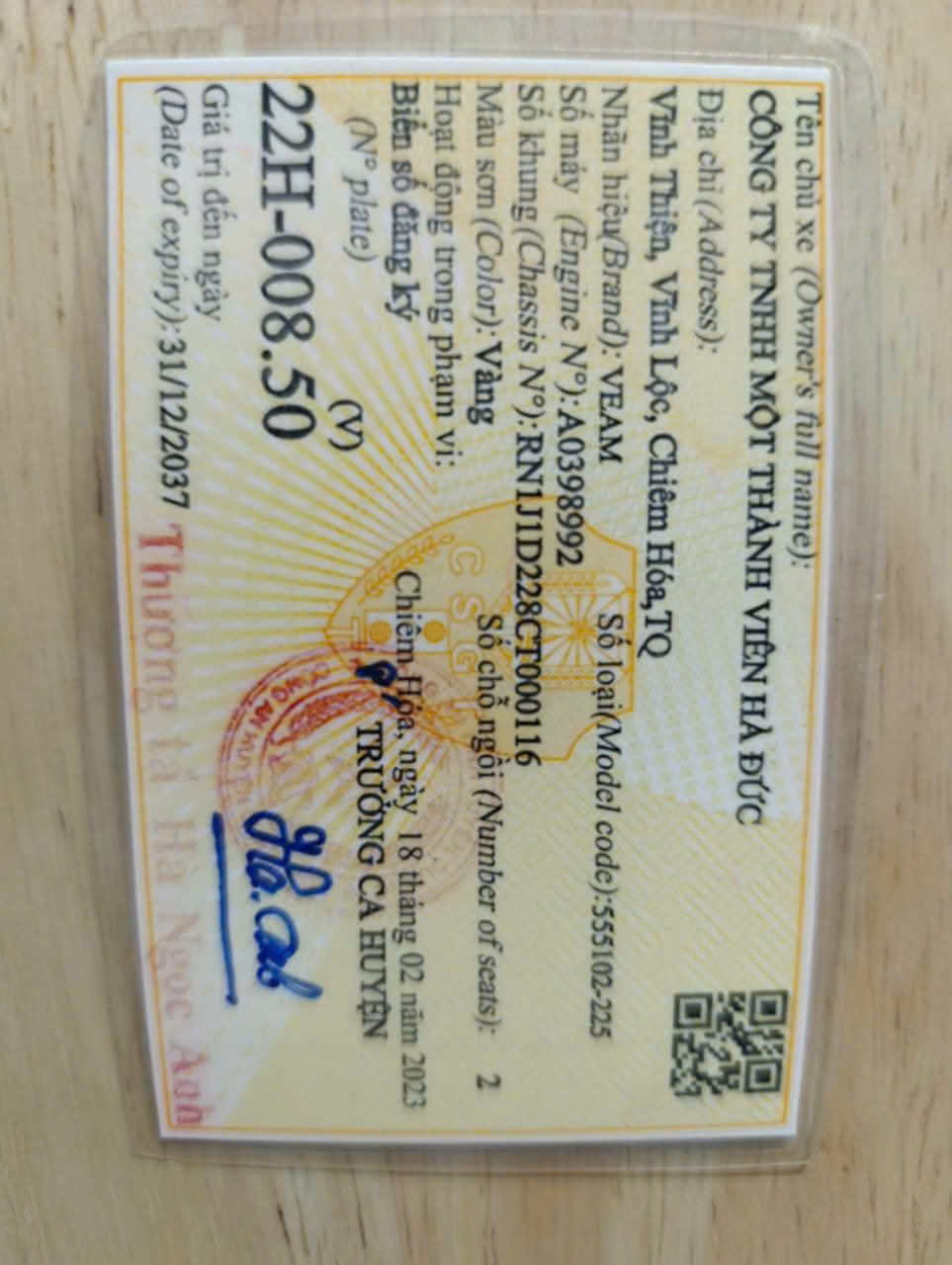 gia dinh chuyen doi cv can ban 2 xe tai  veam sx2012
