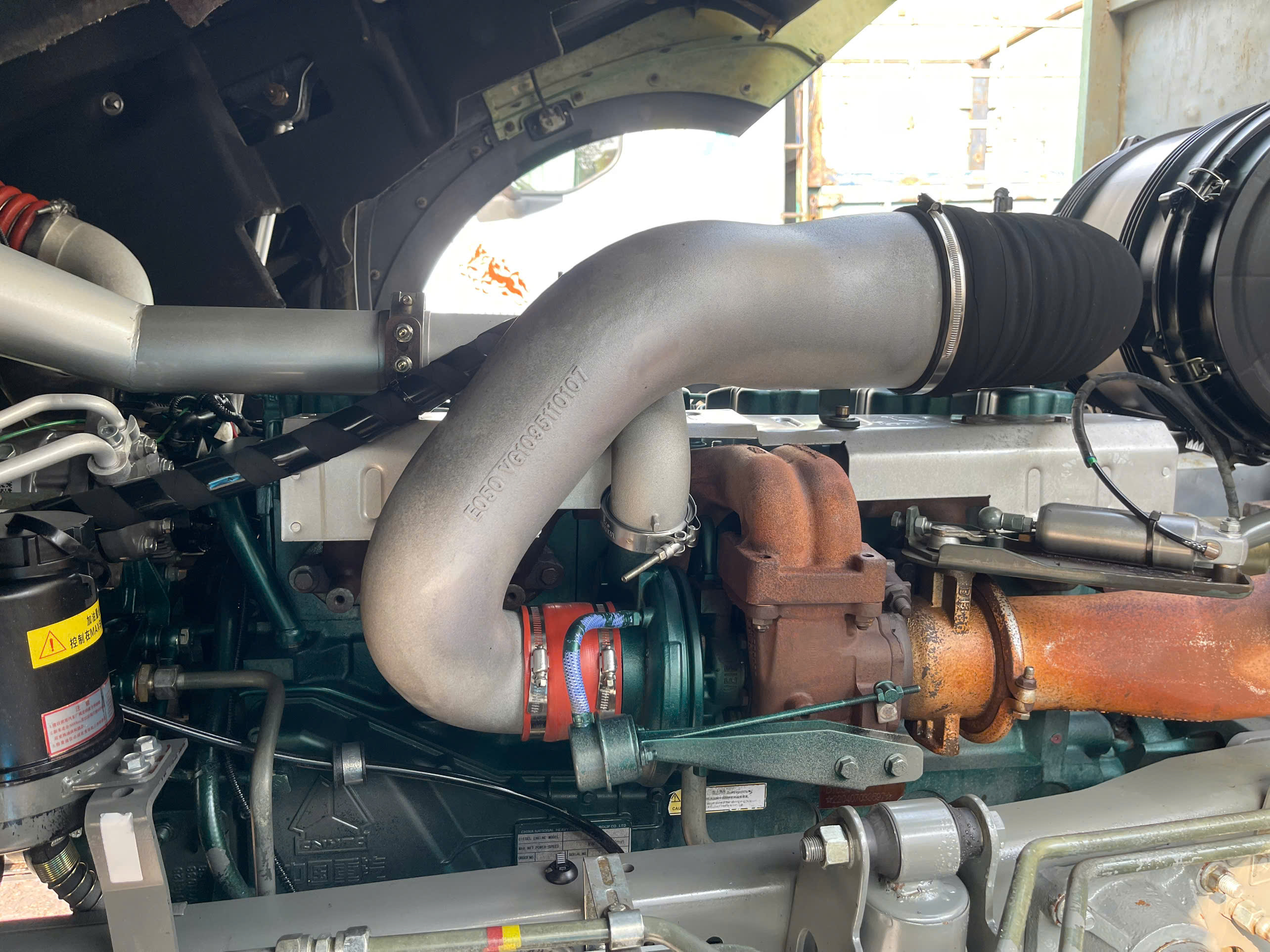 howo 5 chan 2022 dang ky 2024