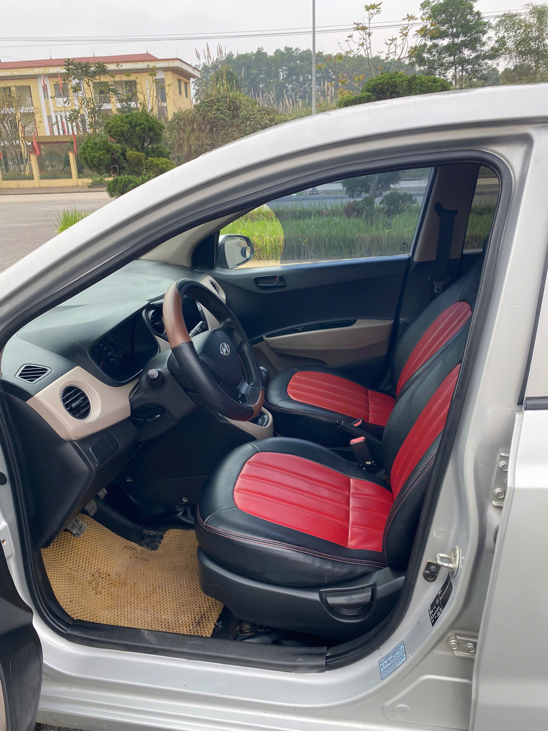 i10 doi 2006 ban thieu, xe dep,