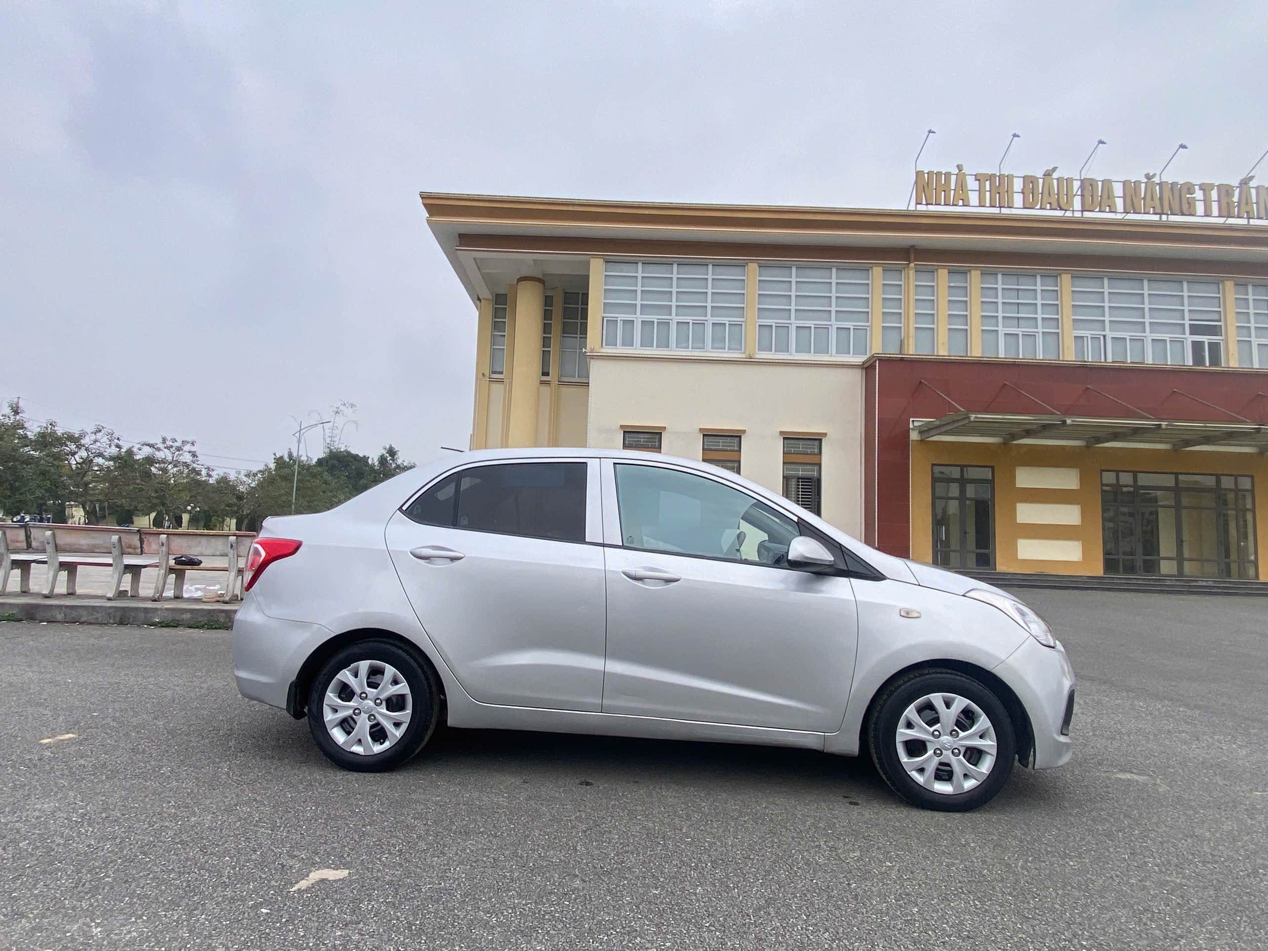 i10 doi 2006 ban thieu, xe dep,