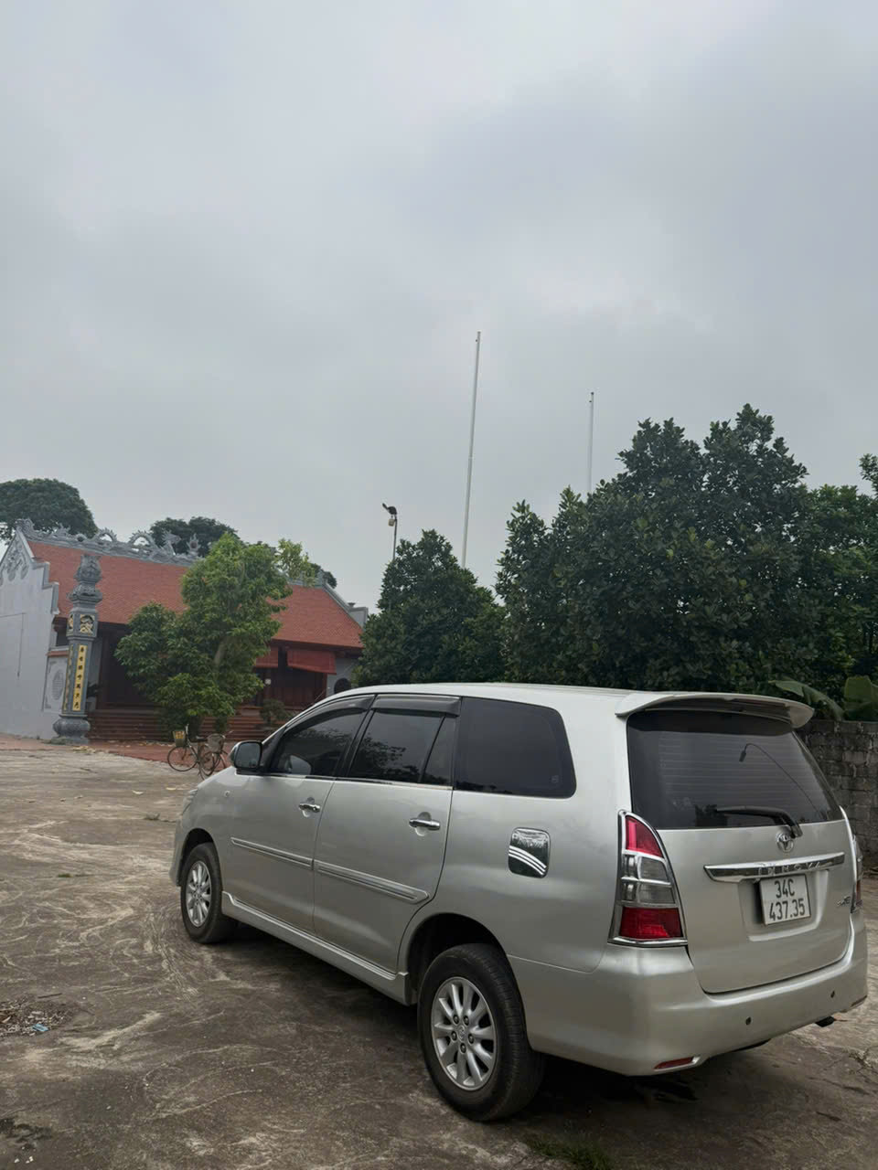 innova 2013, e xin xe may ngon keo chi zin