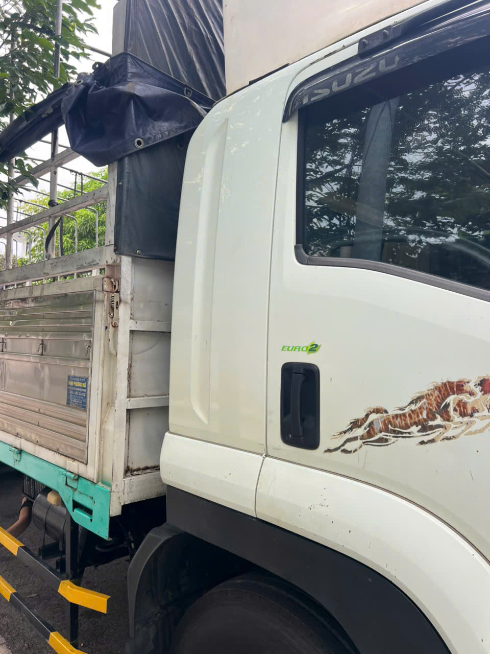 isuzu 3 chan sx 2015 sieu dep zin ca xe