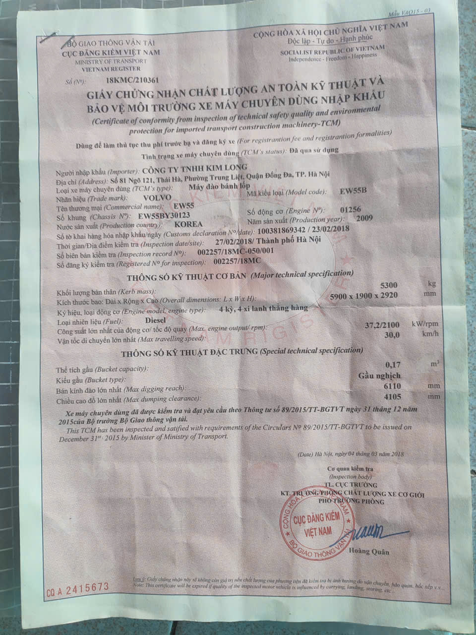 khong co viec minh can ban may xuc dao banh lop volvo 55 doi 2009