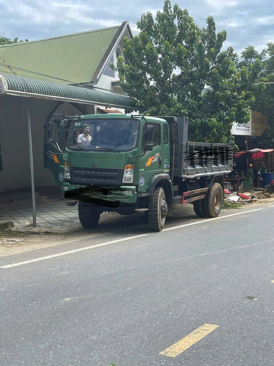 khong dung toi nen ban 8t45 san xuat 2022 dk 2024 xe nguyen zin chua dong cham gi ca