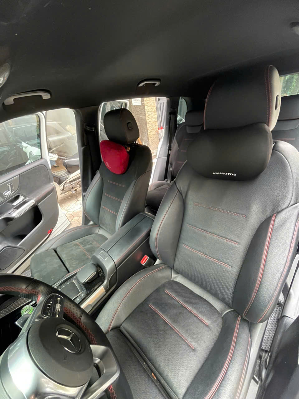 mercedes-benz glb 2022 trang 80000 km