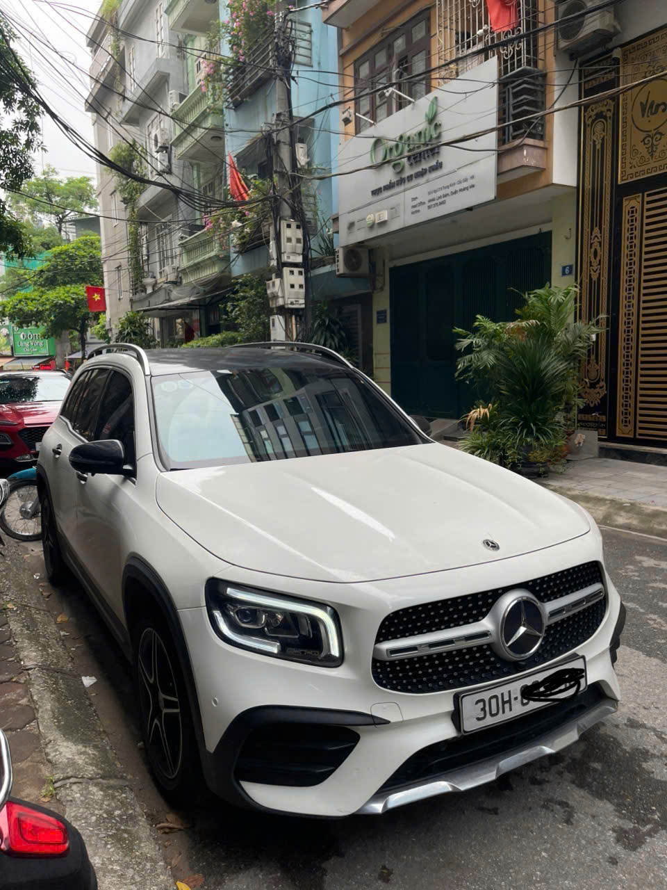 mercedes-benz glb 2022 trang 80000 km